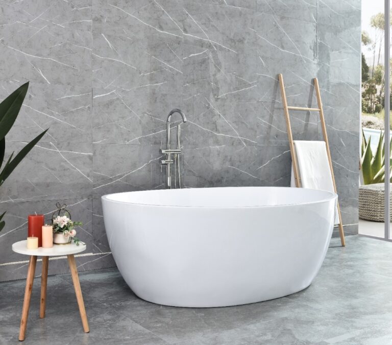 Oval Freestanding Acrylic Bathtub 1